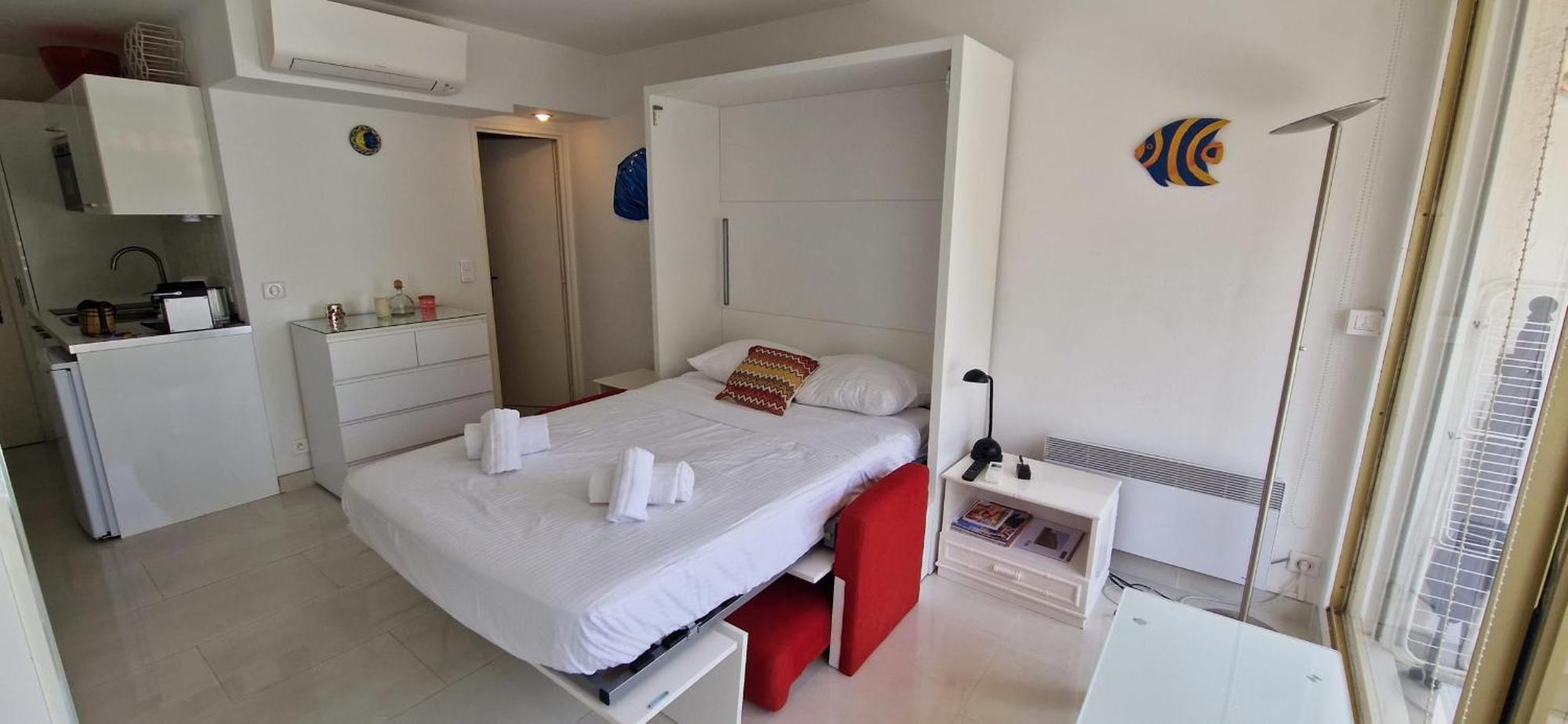 Charming Studio With Pool In Saint Tropez Apartman Kültér fotó